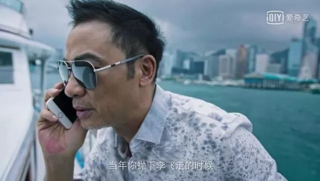 他是香港最低调的影帝,梳起飞机头他又是令人闻风丧胆的江湖大佬