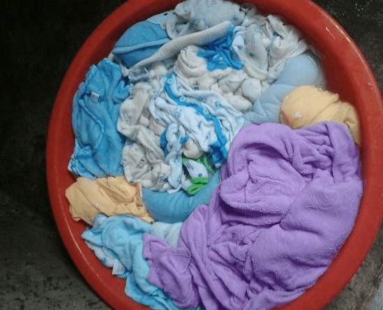 衣服应该怎么洗不起褶,衣服怎么洗也洗不干净怎么办