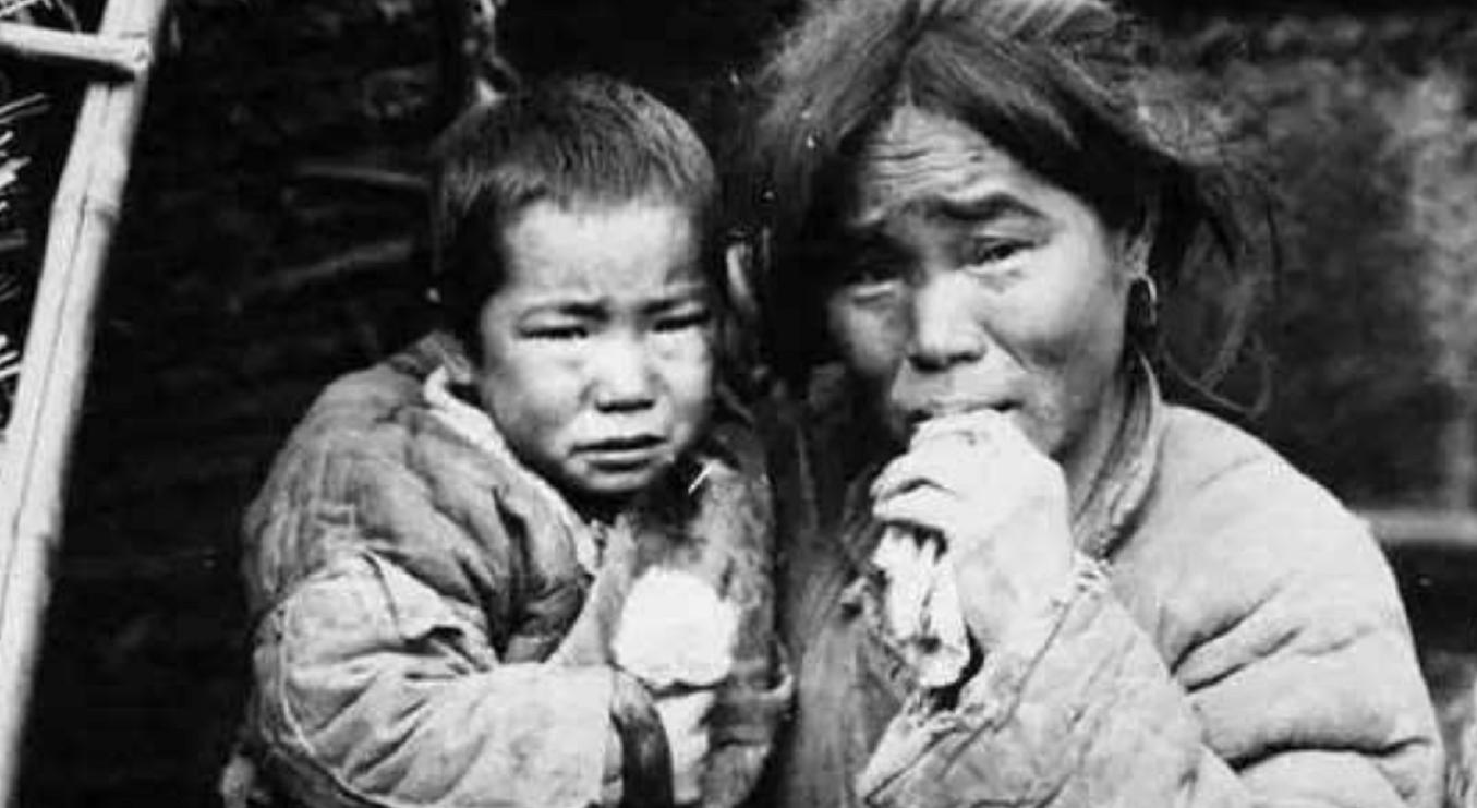 毛主席月薪多少？多次带头降低工资，还提议自己工资降为300元