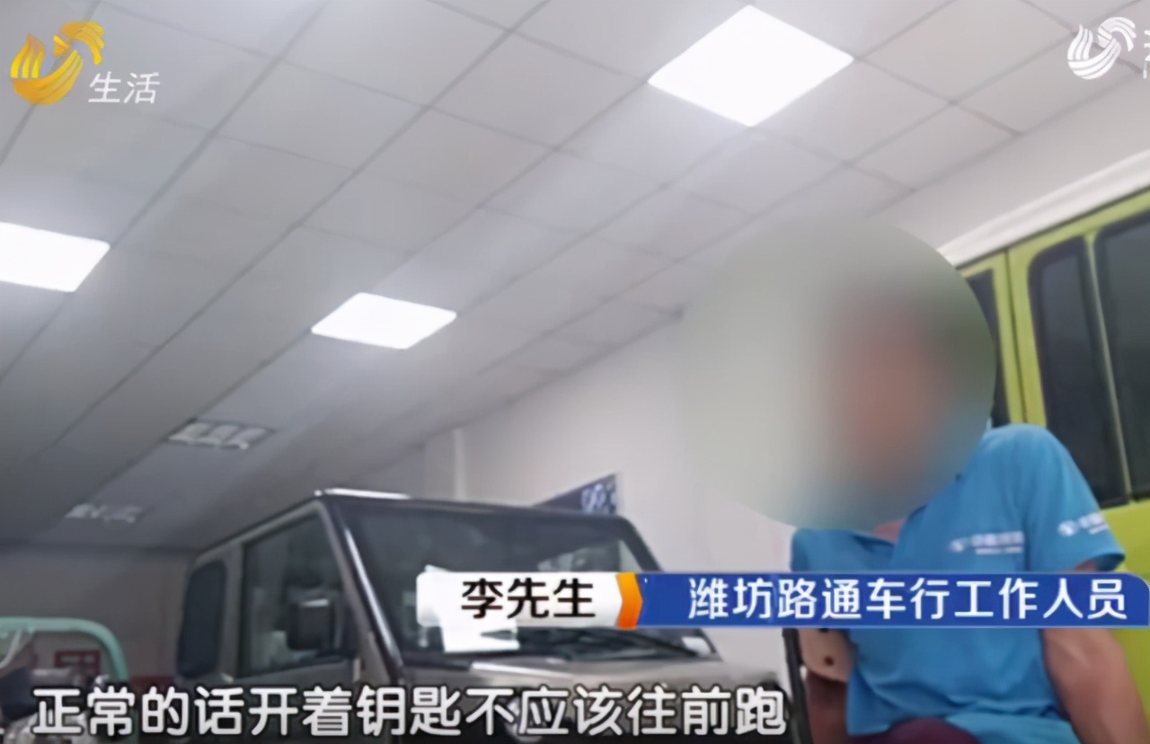 无人三轮车突然暴走冲撞人,无人驾驶三轮车忽然暴走