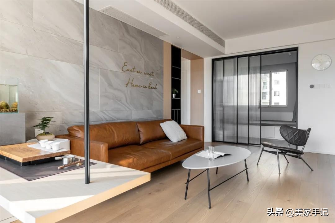 厦门夫妻晒出90㎡家，全屋干净整洁、有条不紊，让人看了大呼过瘾