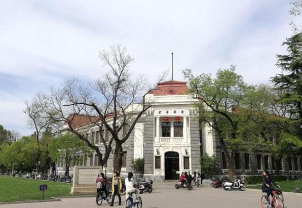 奥数热刚刚有所降温，清华北大数学抢生源低龄化至初三