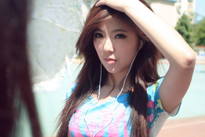 宅男女神的电影，除了秀身材、大长腿和大尺度，就再也没有看点了