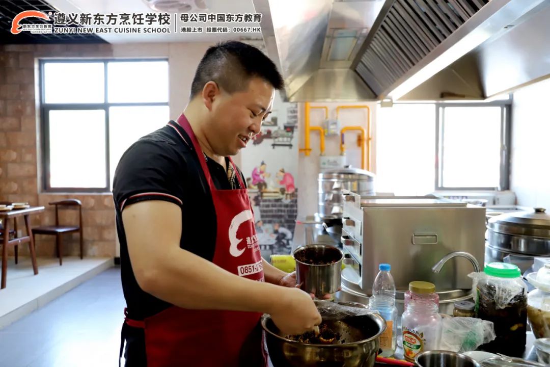 新东方烹饪学校报名学习中餐,遵义新东方烹饪学校的定位是什么