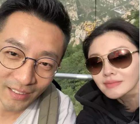 大s从18岁到44岁的容颜变化,大s瘦的时候年轻时的盛世容颜