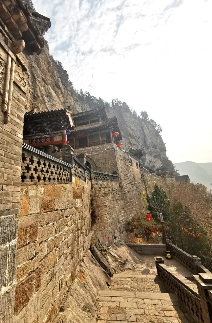 娲皇宫吊庙,娲皇宫为啥叫活楼吊庙