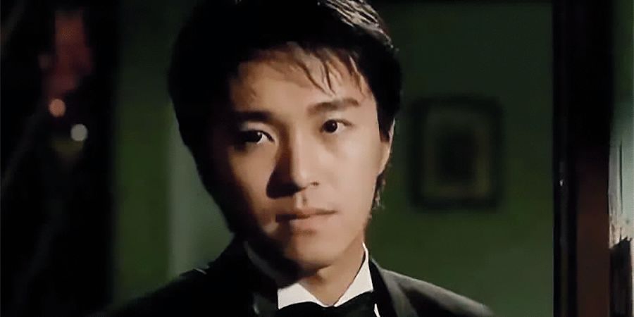 周星驰56岁到19岁的变化,55岁周星驰满头白发依旧单身