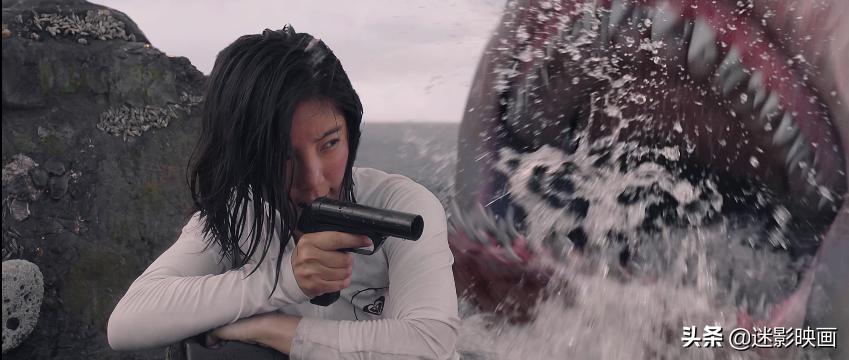 十年前的宅男女神，如今成烂片女王，网大鼻祖为何只剩卖“肉”？