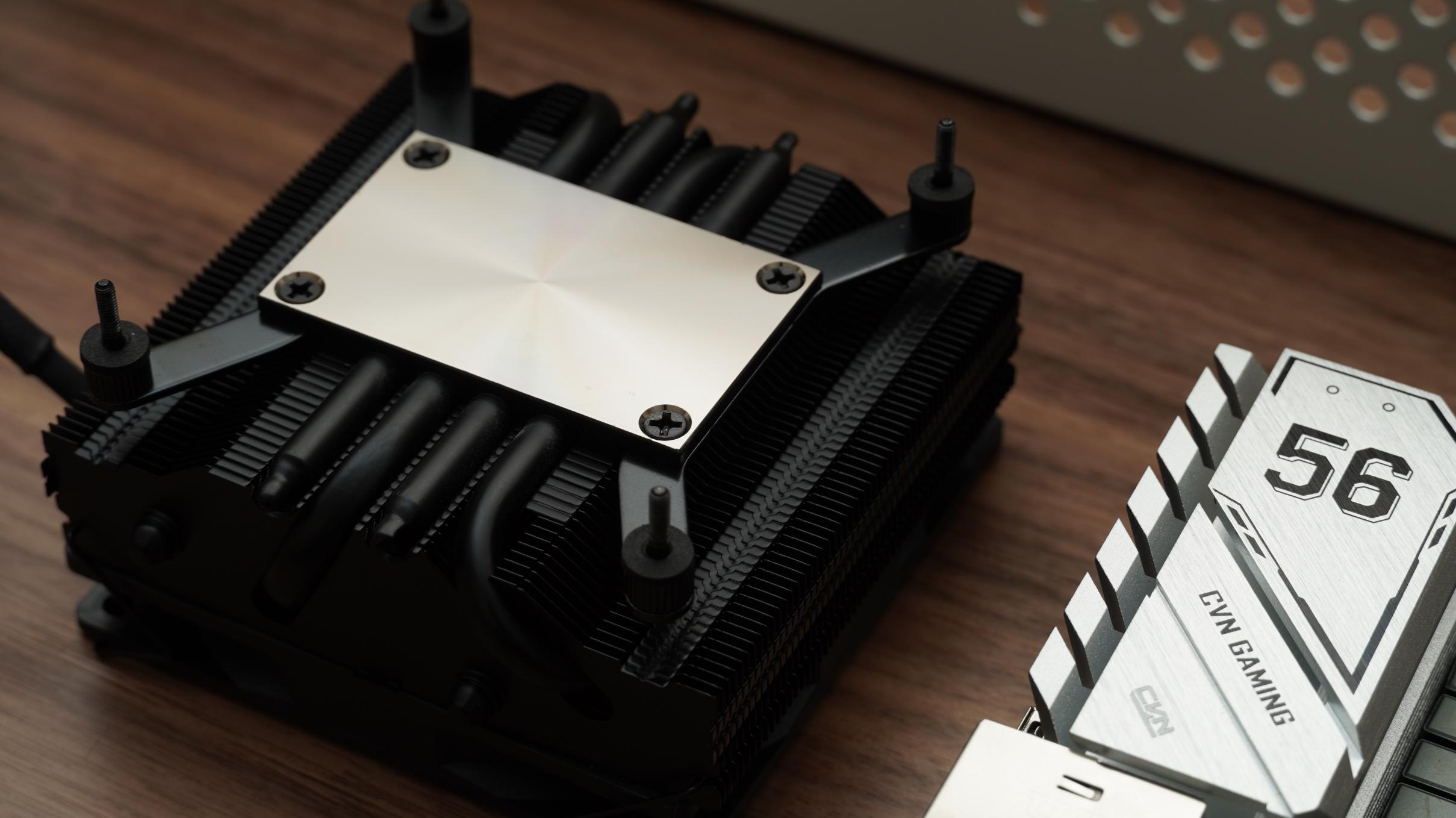 能手提个行李箱再带个相机包吗,能手提上飞机的行李箱