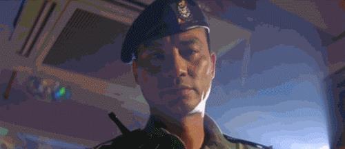 昔日影帝如今沦落为小鲜肉作陪,昔日影帝沦落街头