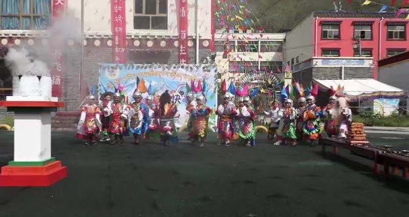 玉树：校园里《格萨尔》史诗的芬芳