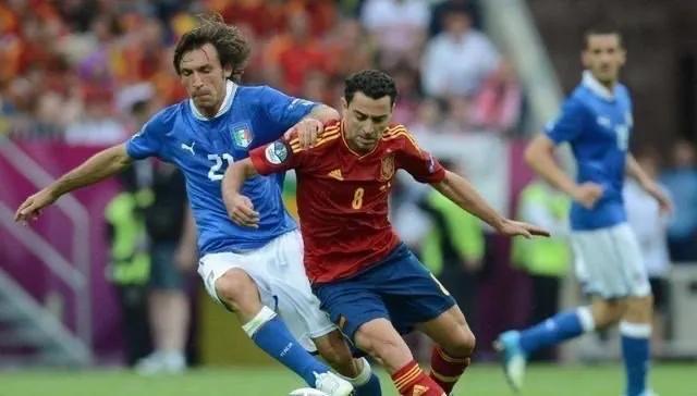 中场历史第一人是齐达内吗,中场大师齐达内十佳