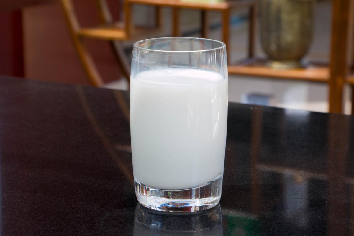 怎样鉴别驼奶真假,如何识别真假驼奶