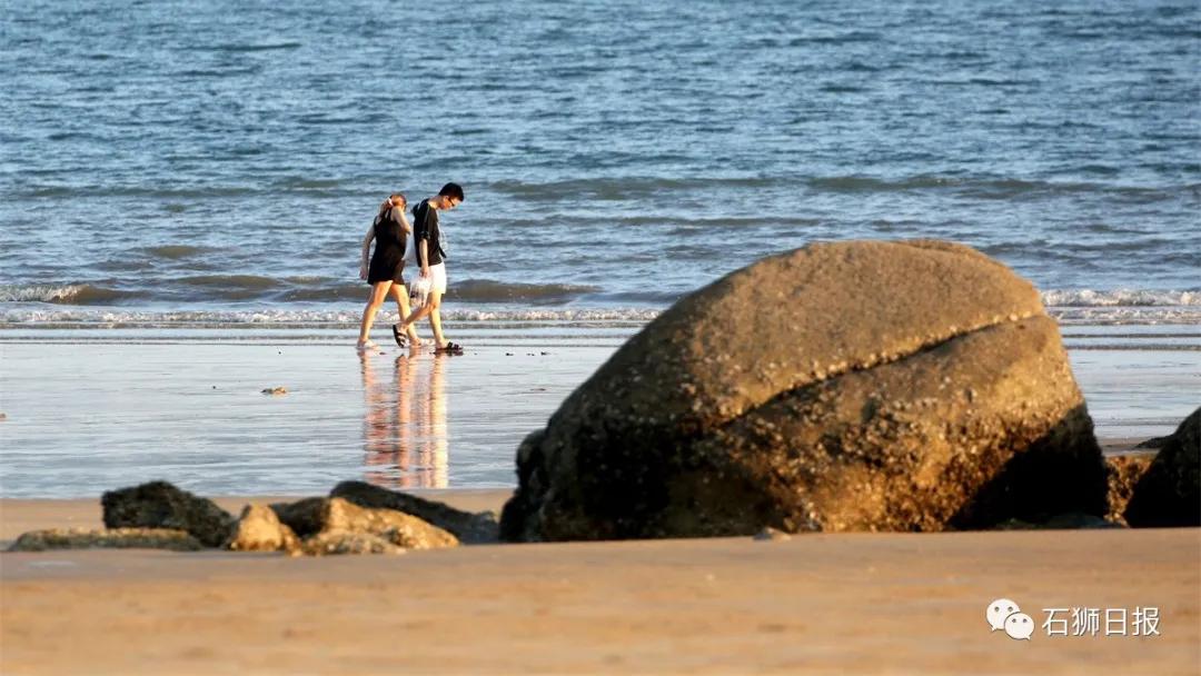 一片美丽的沙滩,石狮最美海滩