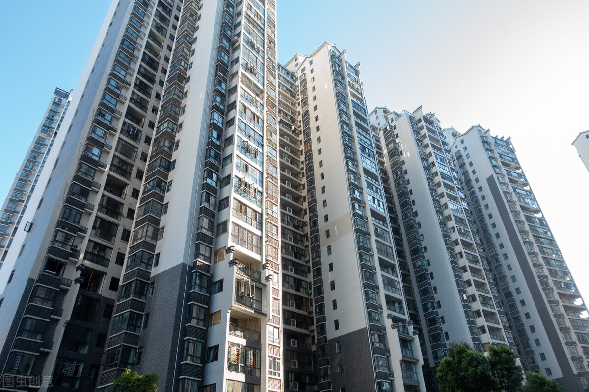 买了顶楼的20年业主,买房子买了20层后悔了