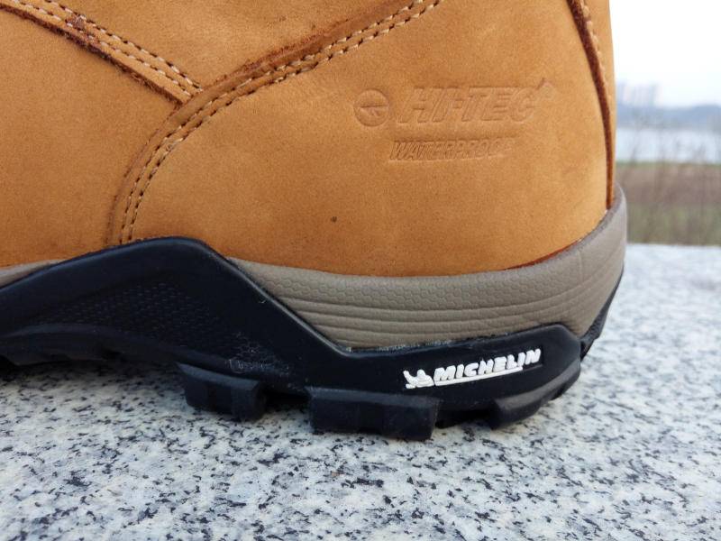 适合宽脚徒步登山鞋,又能徒步又能通勤的徒步鞋