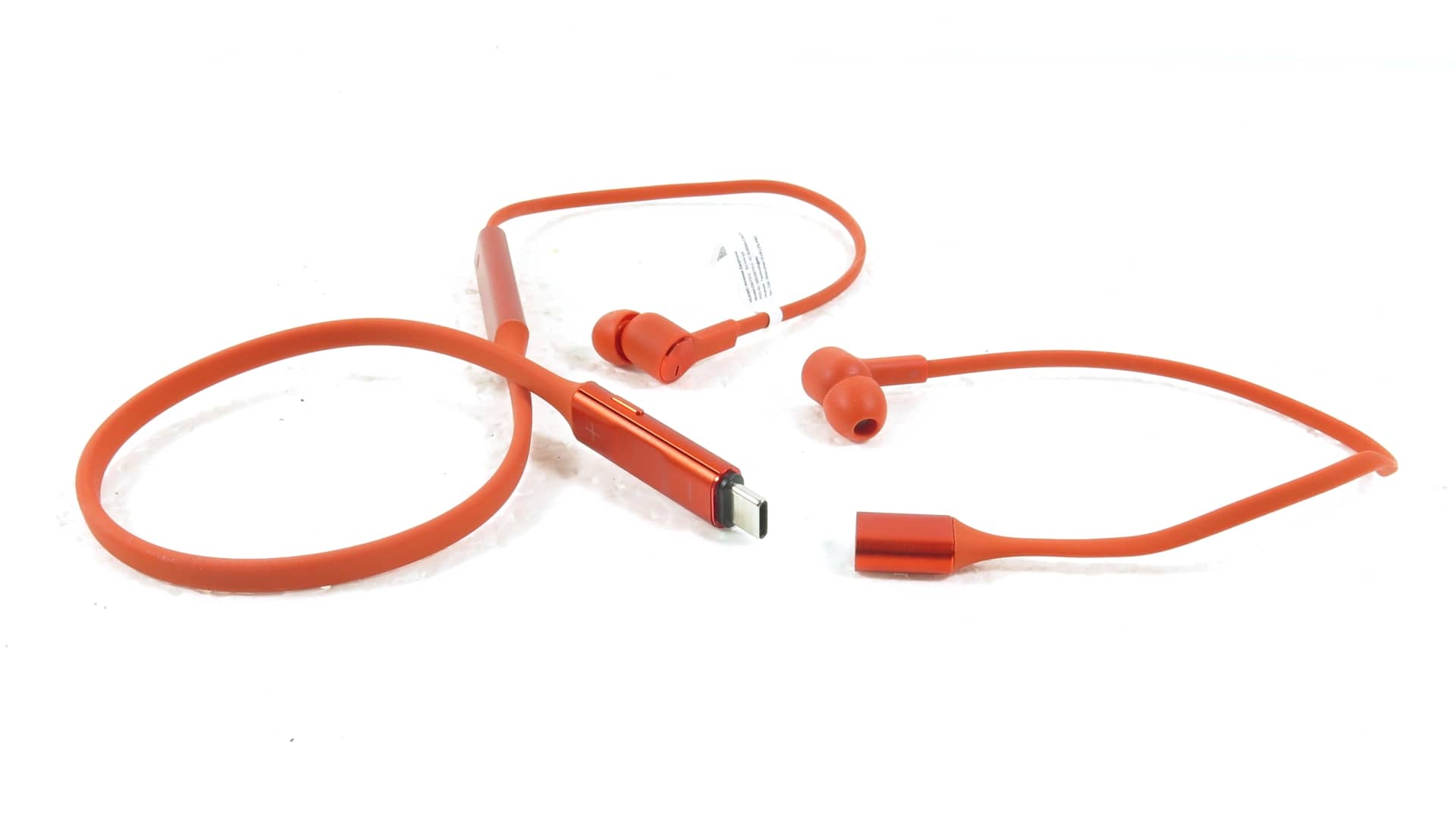 airpods和普通蓝牙耳机究竟买哪个,airpods和普通蓝牙耳机的区别