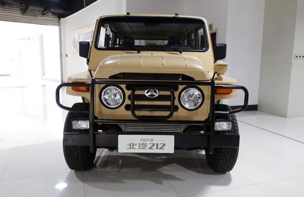 新版北京212车近照,北京212谍照