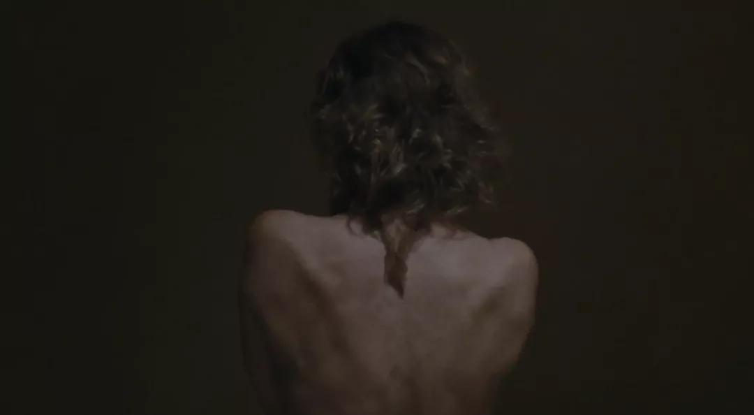 一部震惊世界的片子,5个细节揭示这部电影隐藏的真相