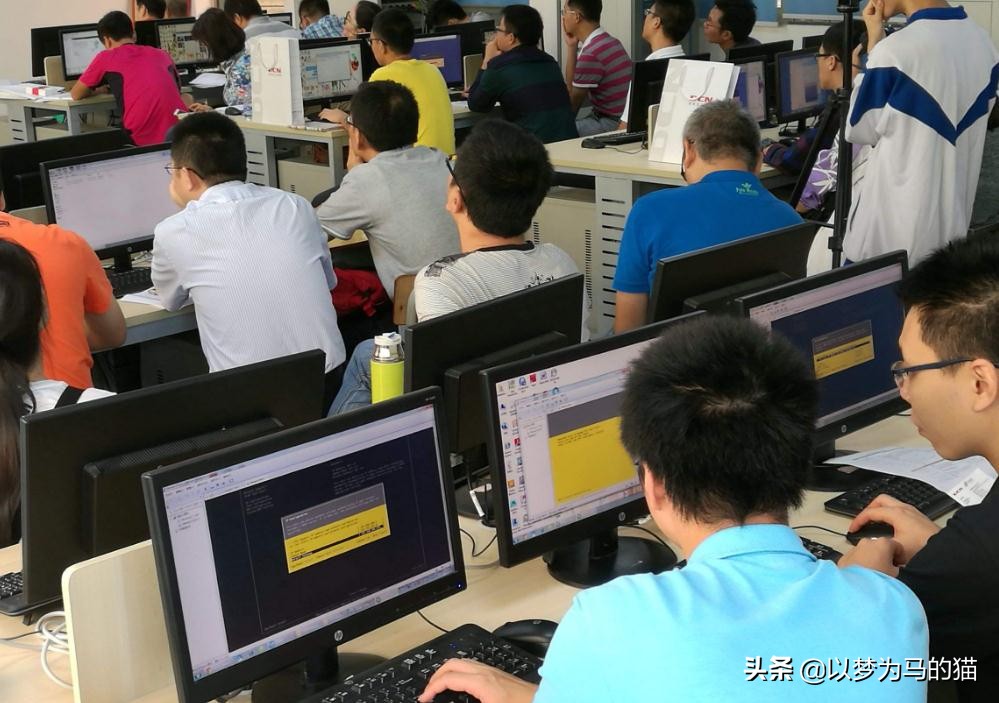 好找工作的专科专业排行榜,专科专业热度排名前十