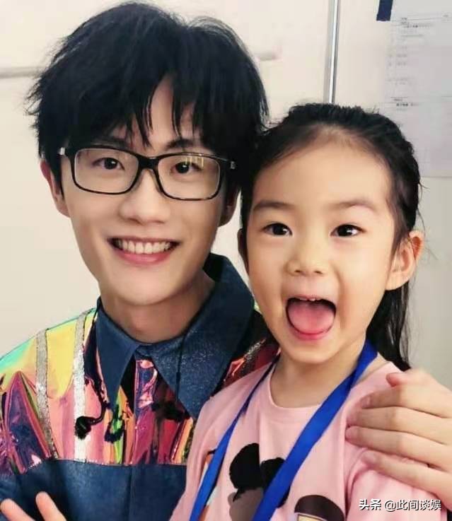 璁稿旦闆呬織鍏辫祻閫犲瀷,璁稿旦鍥介閫犲瀷鍥剧墖