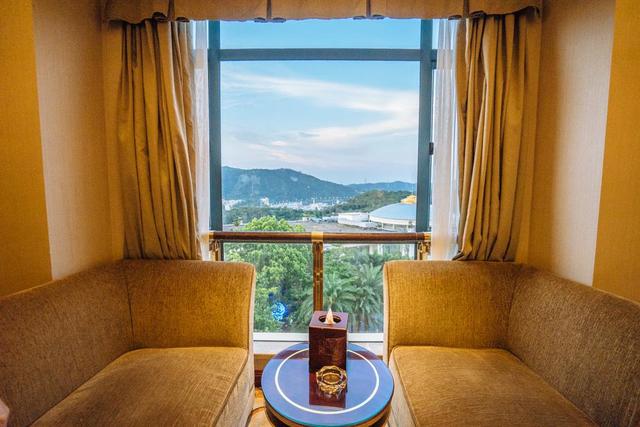 东莞三正半山酒店玩转星球,东莞三正半山酒店冬天