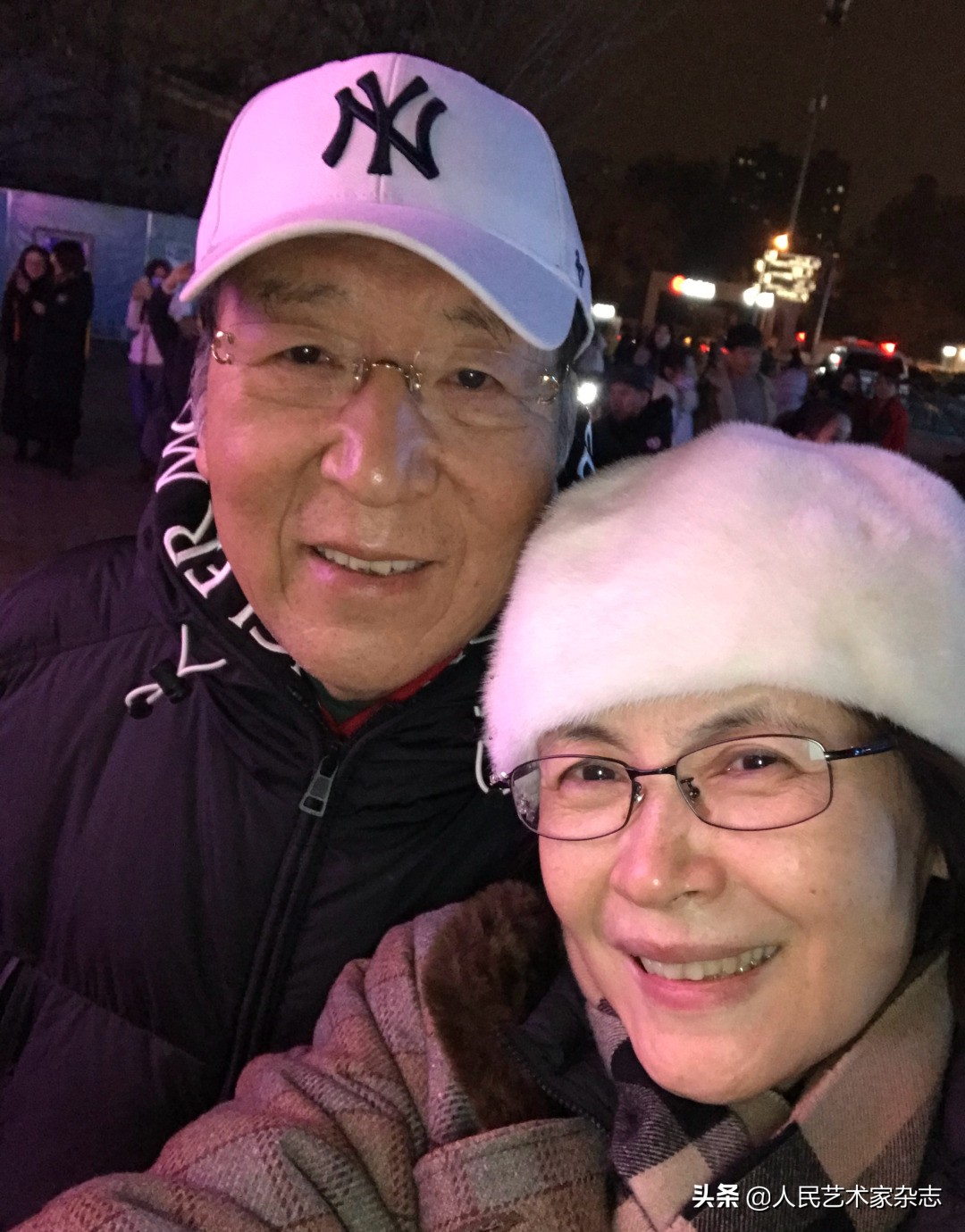 她是80年代长影厂当家花旦，19岁因报幕被选中出演平原游击队，中年无戏可拍，复出电影由钟南山担任顾问