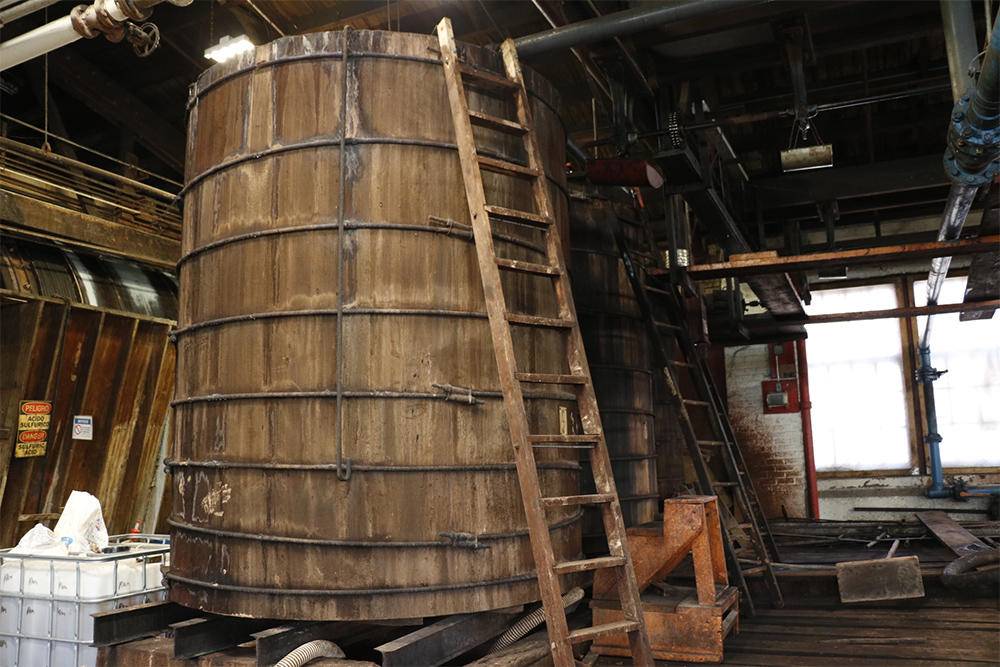 皮鞋松了有什么办法解决,皮鞋一只松一只紧是怎么回事