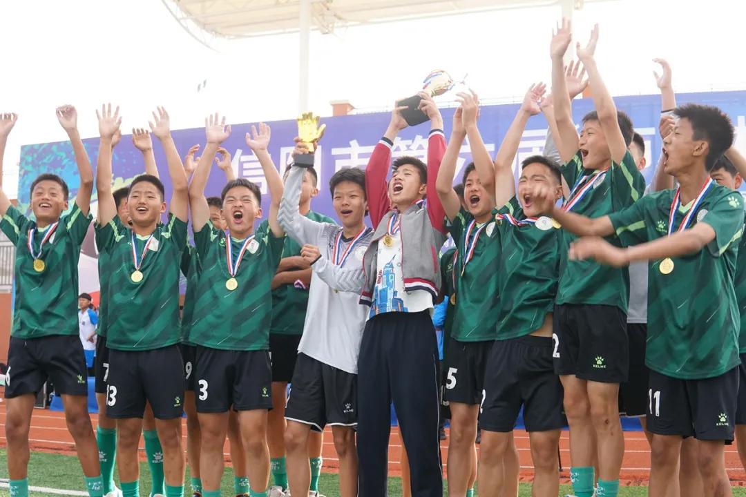 信阳市第六届市长杯冠军视频,信阳市第7届市长杯足球赛初中组