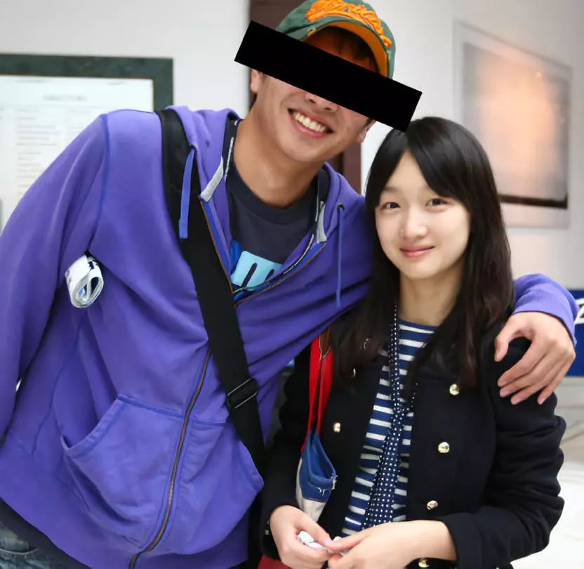 “我，4000万院线电影总导演，入围戛纳，如今在卖火锅底料！”