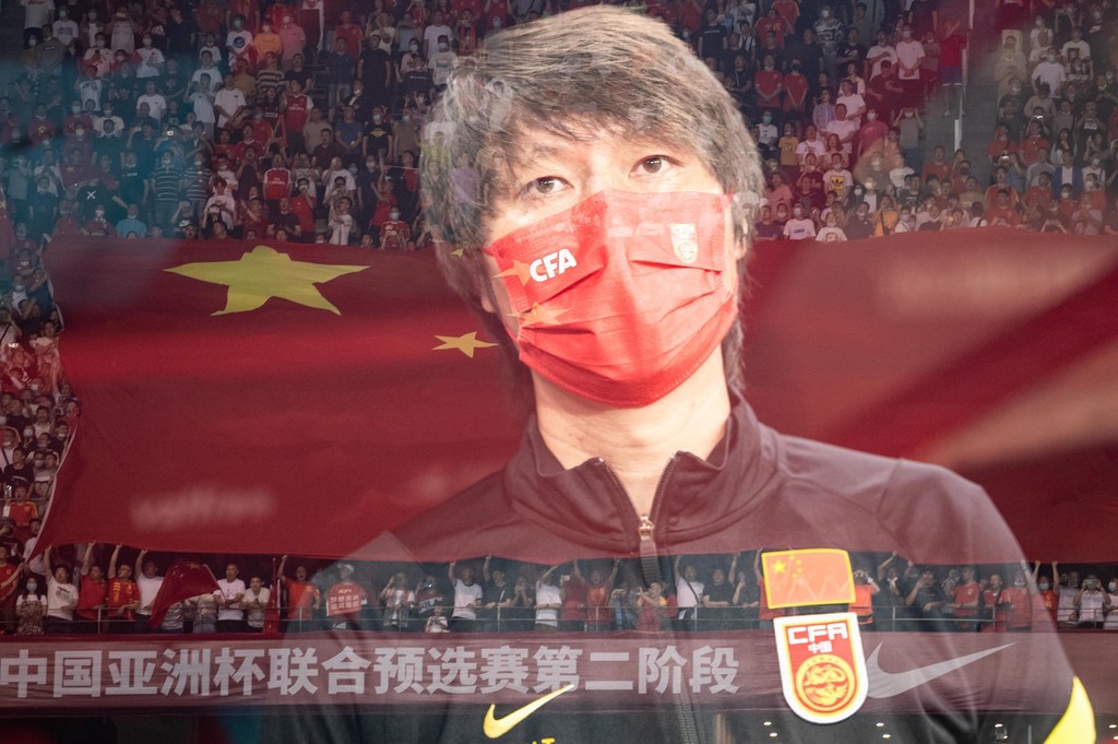 国足19-0大胜关岛,国足7球大胜关岛欢呼图片