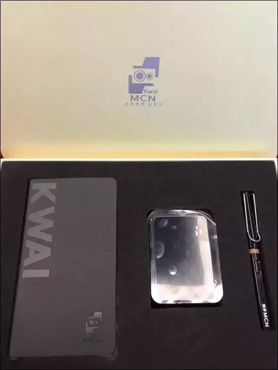 涓鏈堥ゼ姣旀嫾,鍏徃涓鏈堥ゼ绂忓埄姣旀嫾