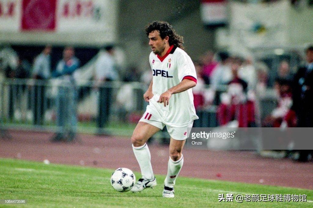 米兰05欧冠大名单,米兰欧冠首发阵容