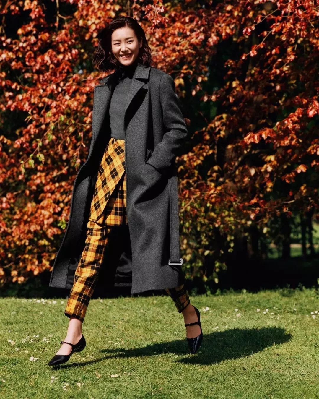 几百块的大衣和上千块大衣对比,廉价大衣和贵的对比