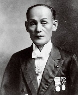 做乐器、摩托、快艇、游泳池…日本「YAMAHA雅马哈」有多狂？