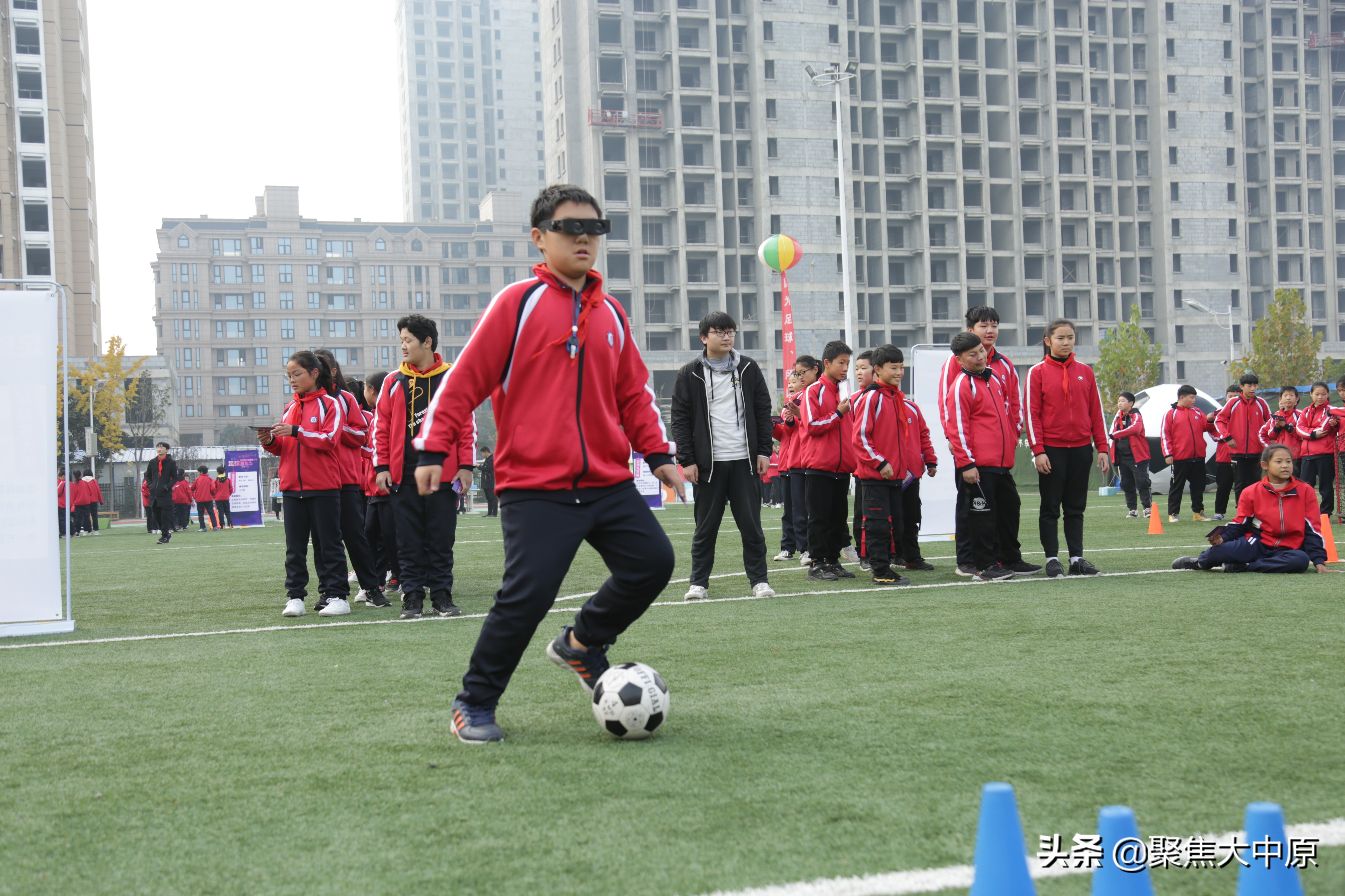 阳光体育快乐足球标志,阳光体育快乐足球班级队徽