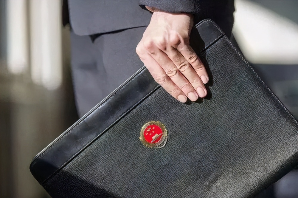 楚楚普法最新进展,楚楚的妈妈被关进监狱了