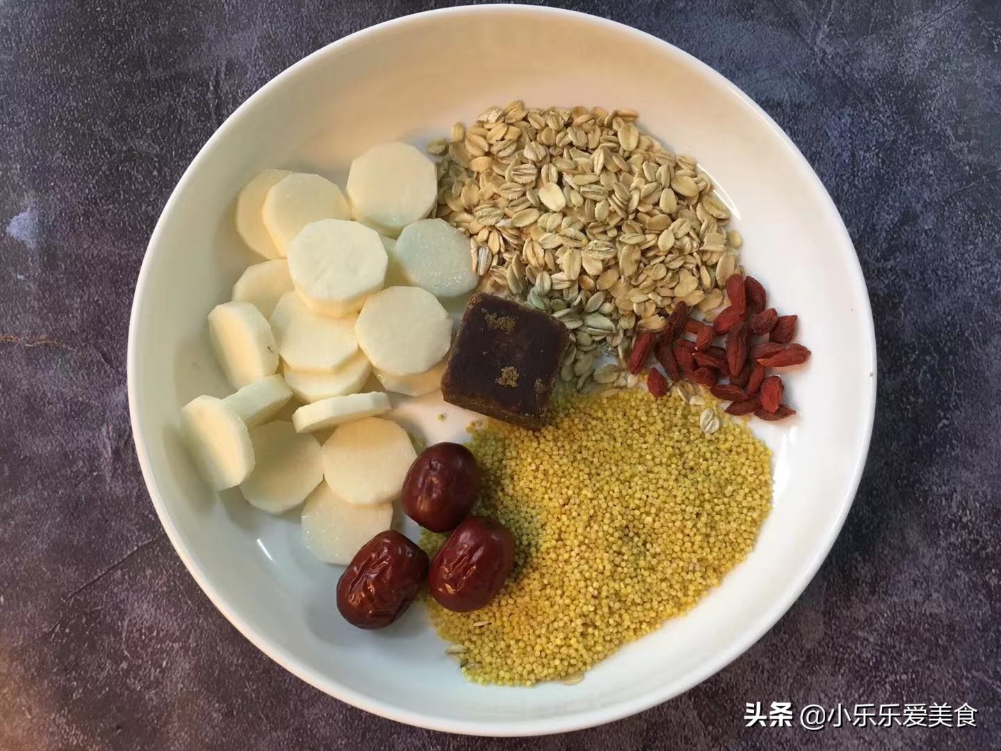 十种适合秋天吃的杂粮,秋季喝什么杂粮粥