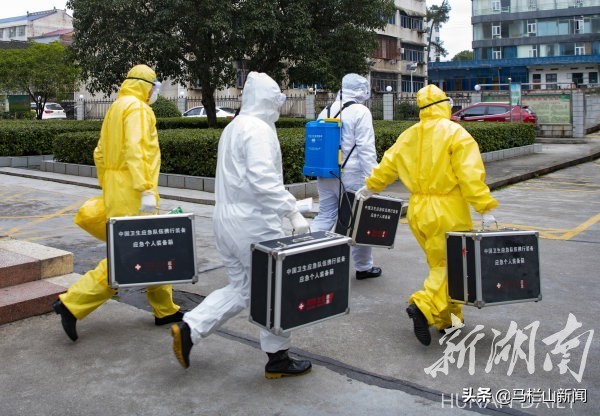 在习*平近**总书记重要讲话指引下|为打赢疫情防控阻击战注入强大信心和力量