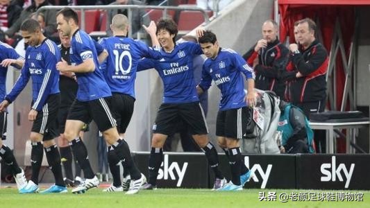 亚洲球王恶意蹬踏染红，除禁赛难逃父亲责罚，因为人性比足球重要