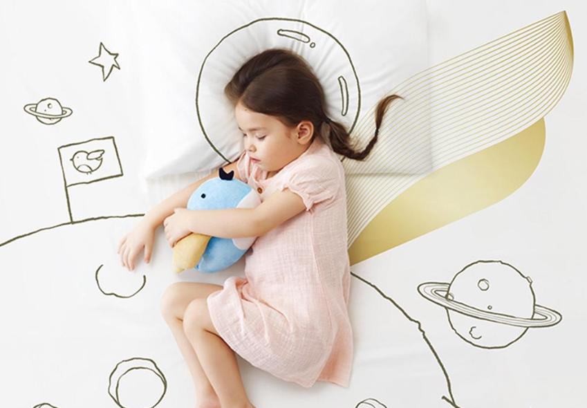 宝宝夜间哭闹的原因及解决办法,半夜宝宝大哭不止怎么都哄不好