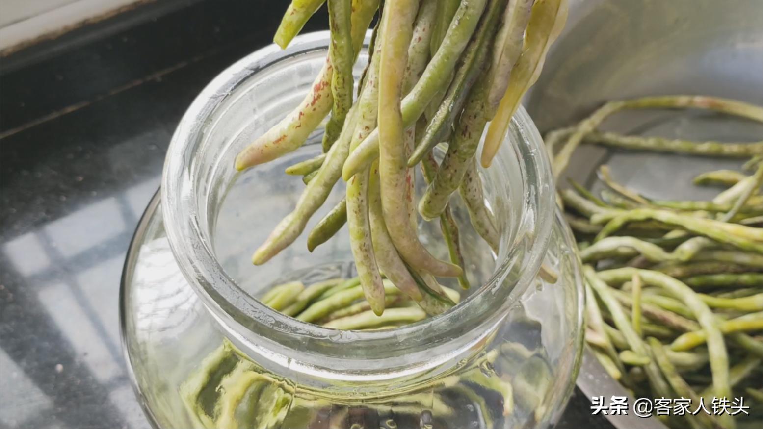 酸豆角怎样做好简单味道酸爽开胃,酸豆角最简单的家常做法一看就会