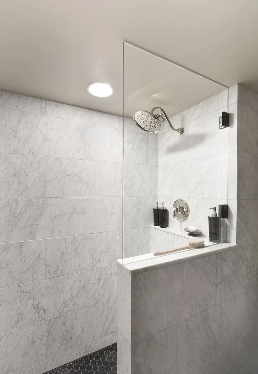 最简易的干湿分离淋浴间,淋浴区干湿分离