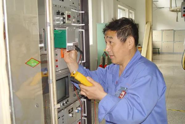 哨位妹探访核燃料元件制造基地，太硬核了