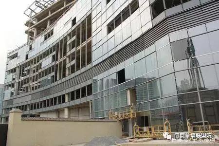 玻璃幕墙人工费报价单范本,揭秘装修的成本及费用