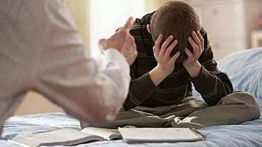 “以爱之名”伤害孩子的行为，看看你中了几个？