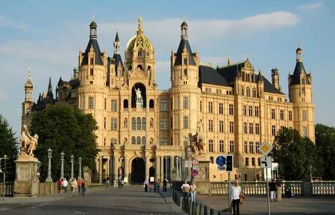 世界上最漂亮的十大城堡,18个最迷人的城堡