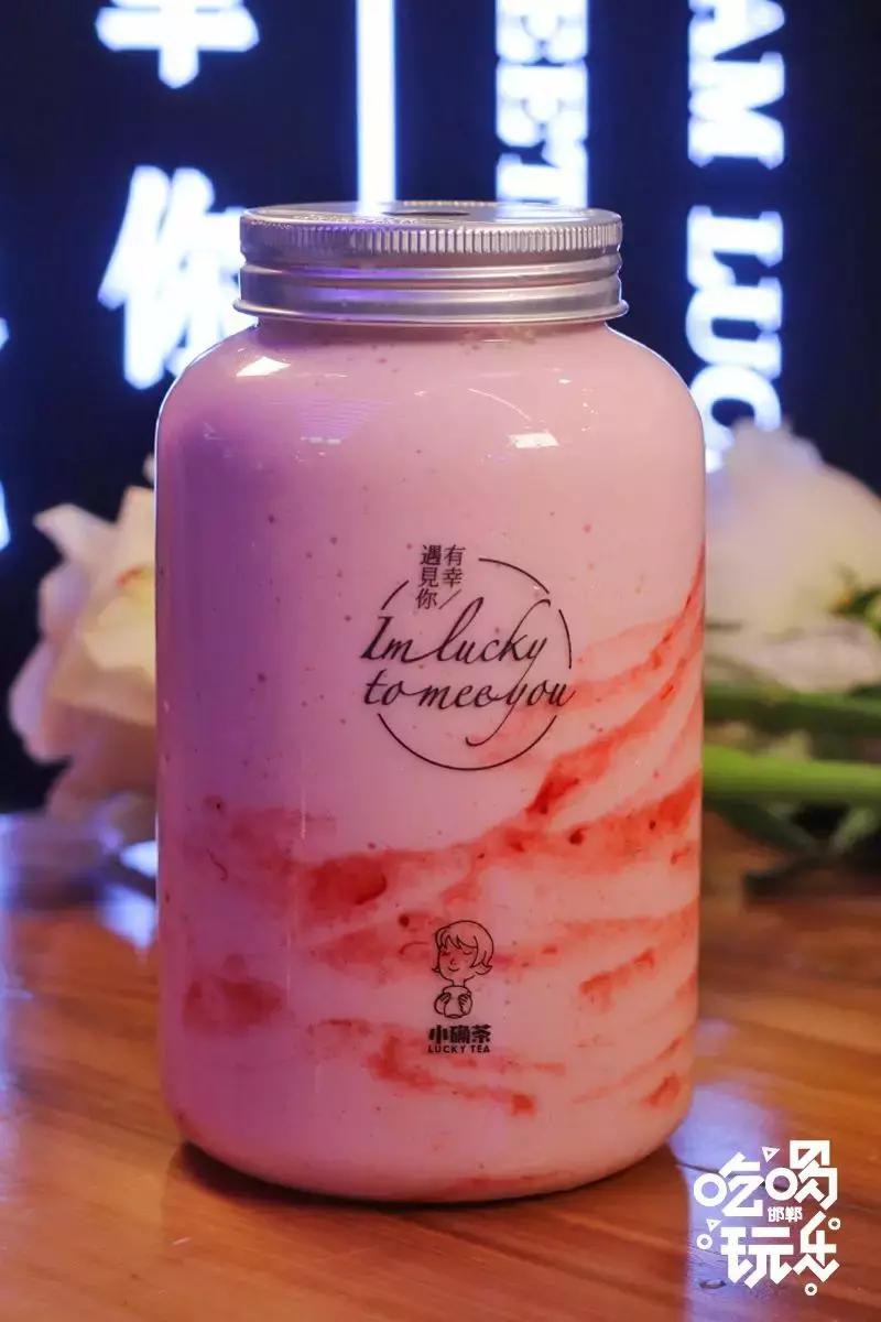 飘香十里的小确茶开启冬日暖心系列！新一轮排队风暴即将开启！