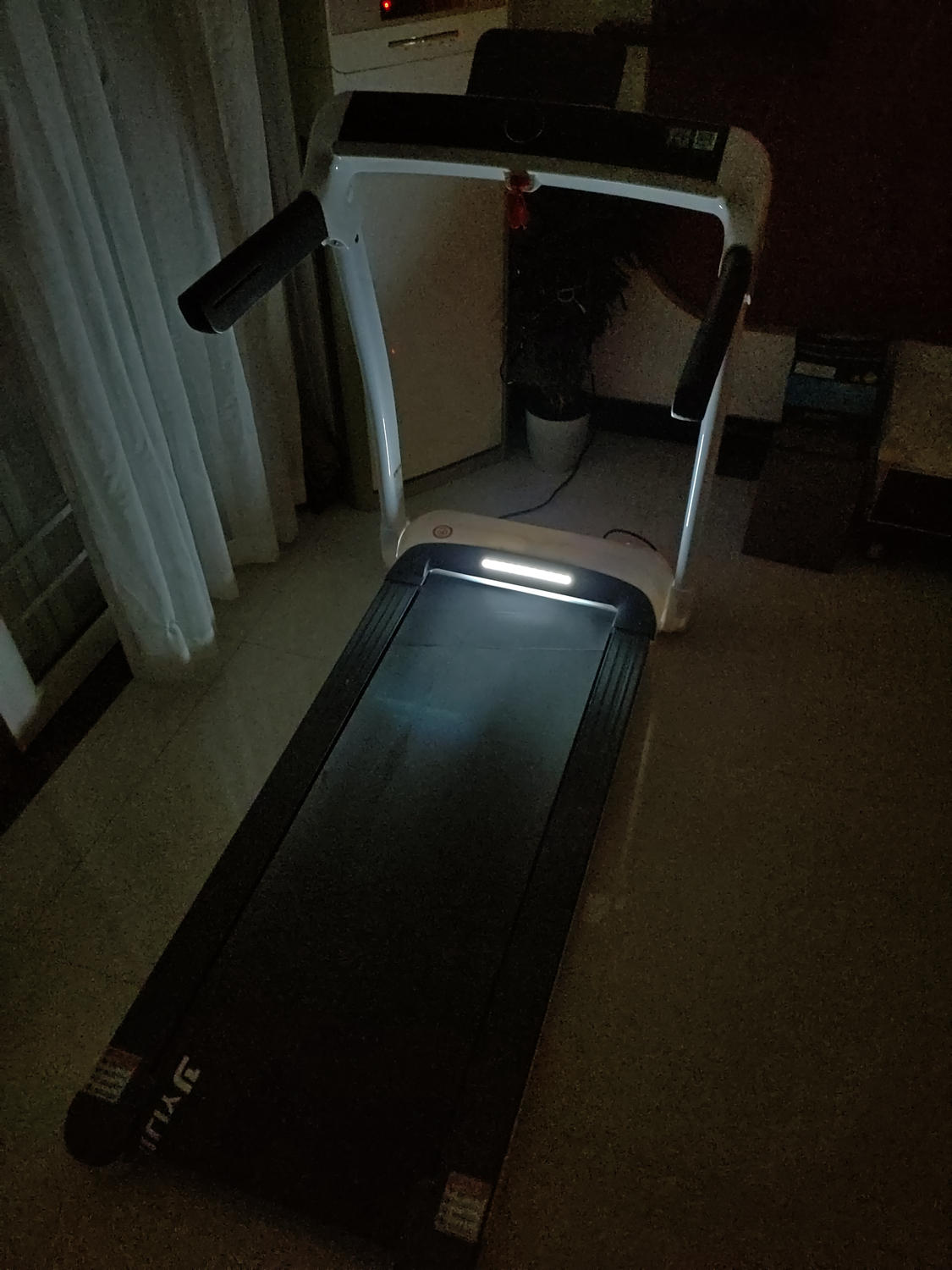 亿健精灵s7跑步机和亿健精灵pro,宅在家也能运动