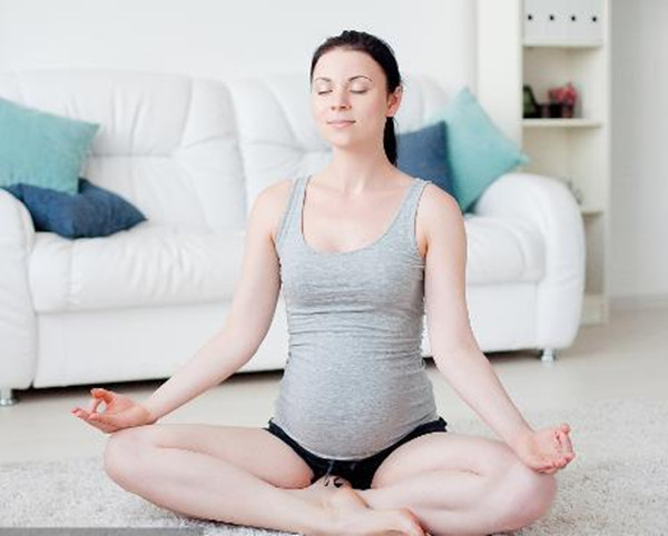 怀孕胎教读什么书最好,怀孕四个月胎教故事好还是音乐好